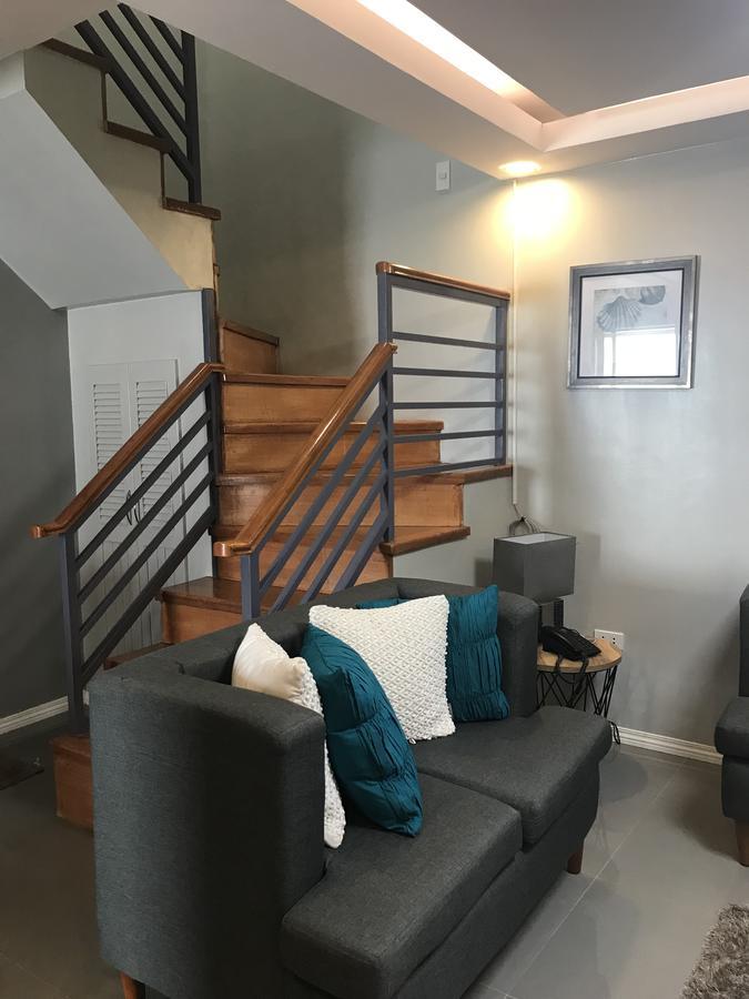 Hillary Timog Park Homes آنغلوس المظهر الخارجي الصورة