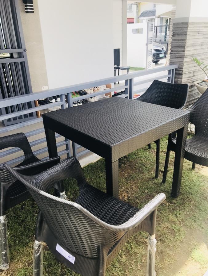Hillary Timog Park Homes آنغلوس المظهر الخارجي الصورة