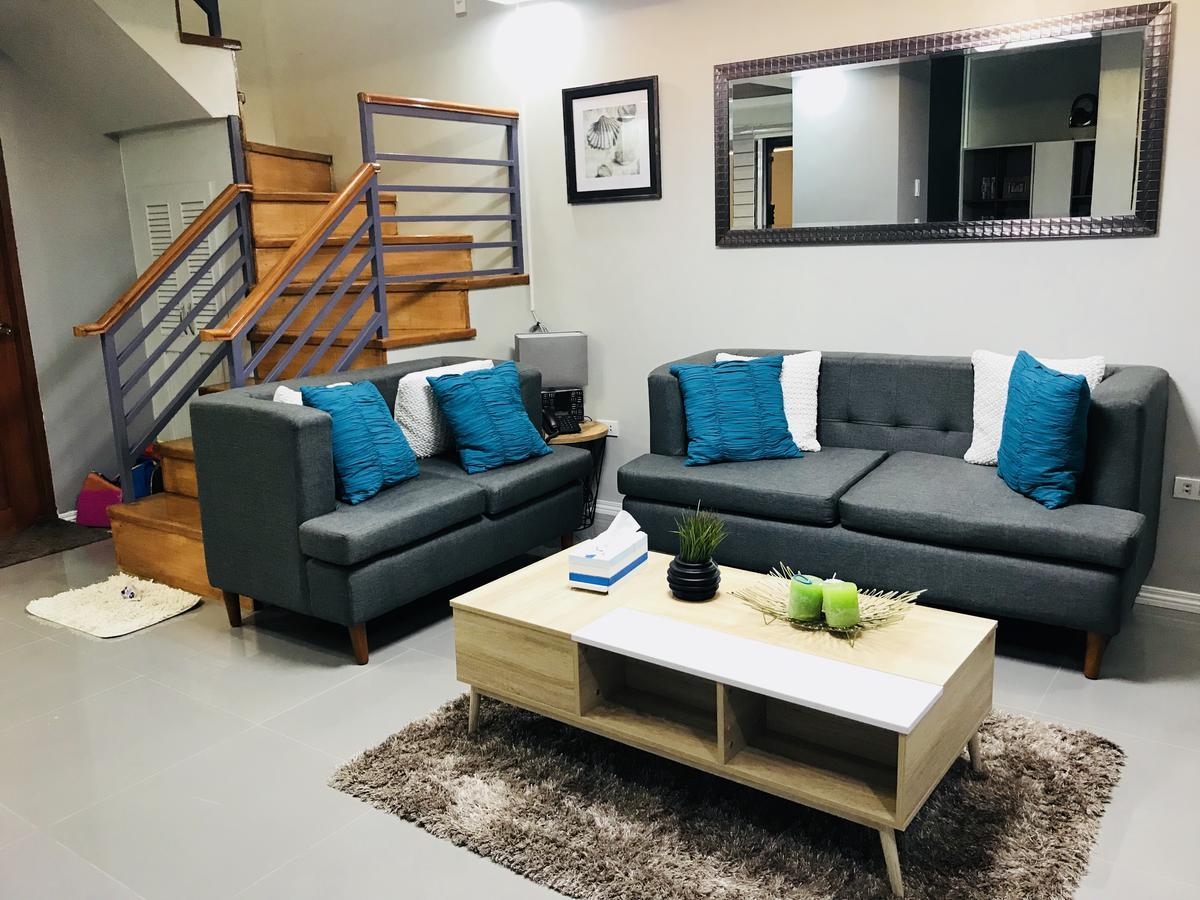 Hillary Timog Park Homes آنغلوس المظهر الخارجي الصورة